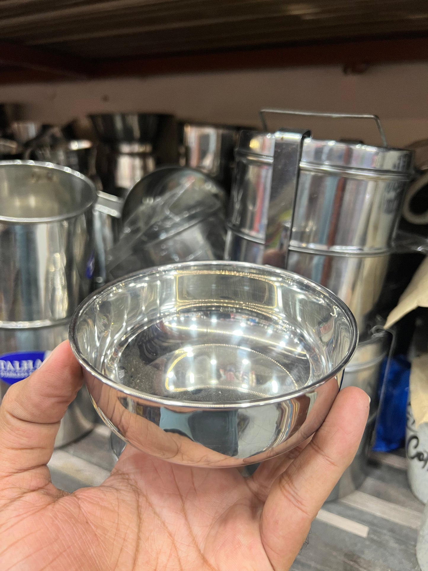 Silver Kitchen Bowls – Assorted Sizes