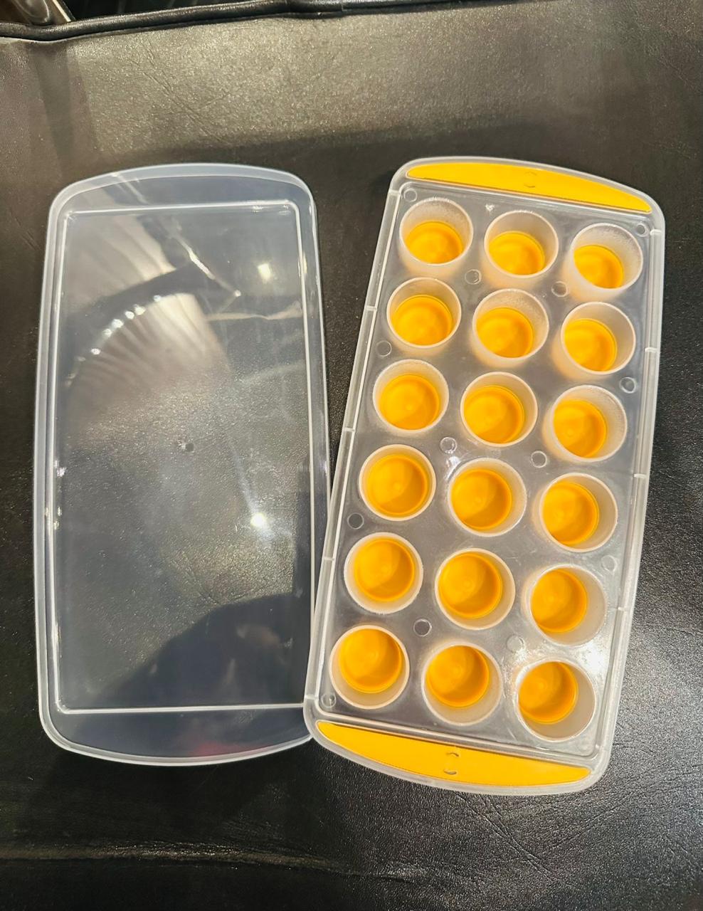 Ice Cube Tray with Lid – 18 Round Cavities