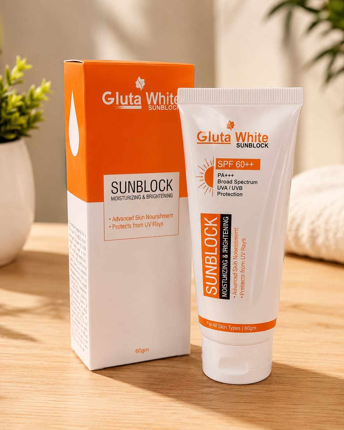 Gluta White Sunblock SPF 60++ – Moisturizing & Brightening (60gm)
