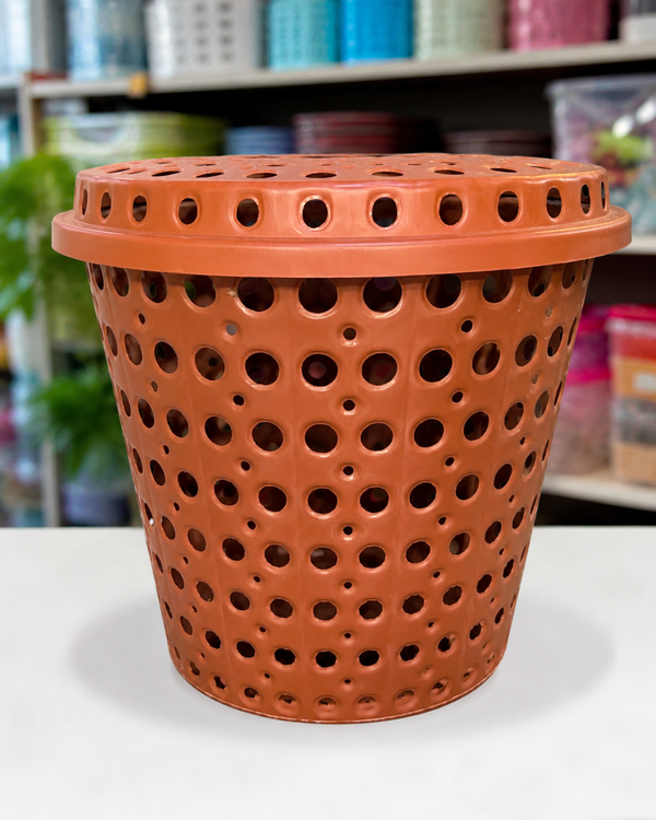 Laundary basket with Lid