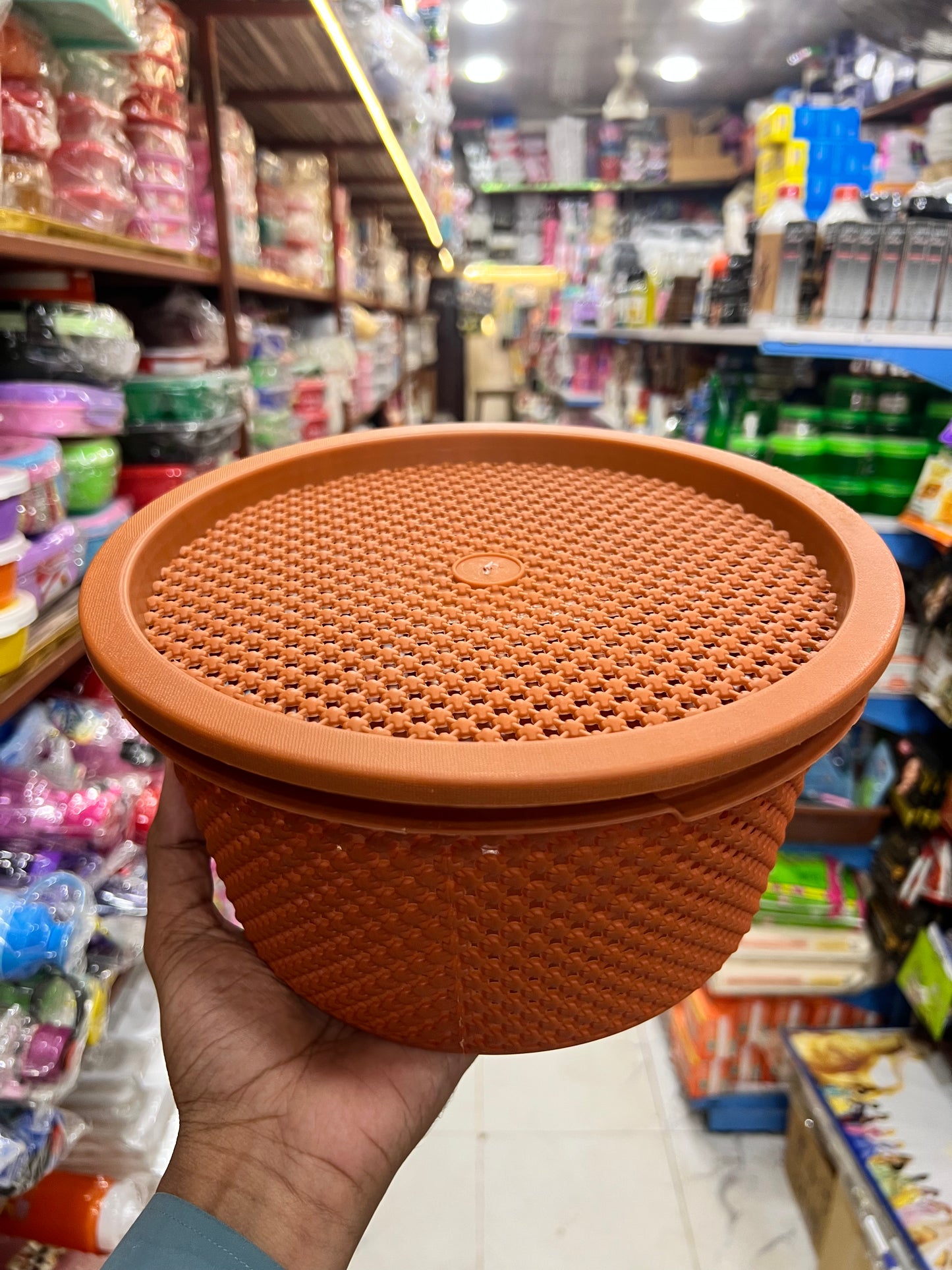 Collapsible Bowl with Strainer Lid