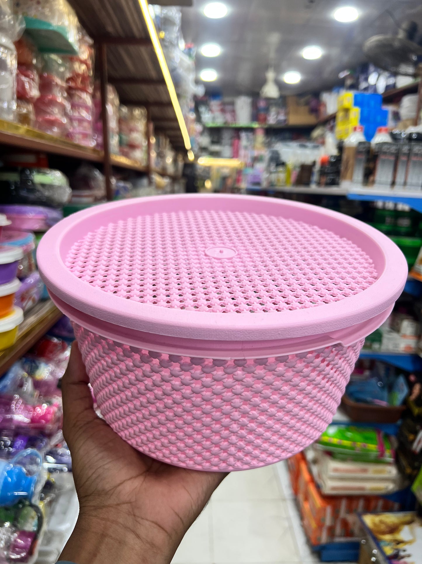 Collapsible Bowl with Strainer Lid